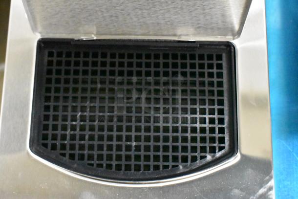 Avantco 177C15 Pourover Airpot Coffee Brewer top view, brand new with minor scratches, 120 Volts, 1 Phase.