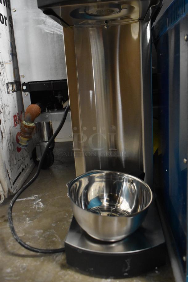 Brand new Avantco 177C15 Pourover Airpot Coffee Brewer, 120V, 1 phase, with minor scratches and dents. Stainless steel.