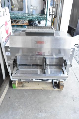 Brand new 2021 Nieco JF93E electric BroilVection conveyor charbroiled burger grill, 208V, 3 phase, stainless steel.