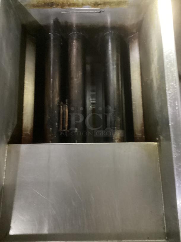 Dean Frymaster model SR142GN commercial fryer interior, showing heating elements. Condition appears used. Size 16x30x46.