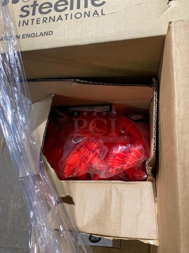 Mixed pallet of Libbey glassware and TableCraft cruet set in open box. Brand new condition. Includes multiple models.