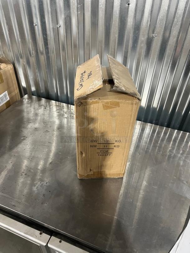 Brand new TableCraft CW30142 cast iron server in unopened box, 18 oz., black, pre-seasoned, commercial-grade.