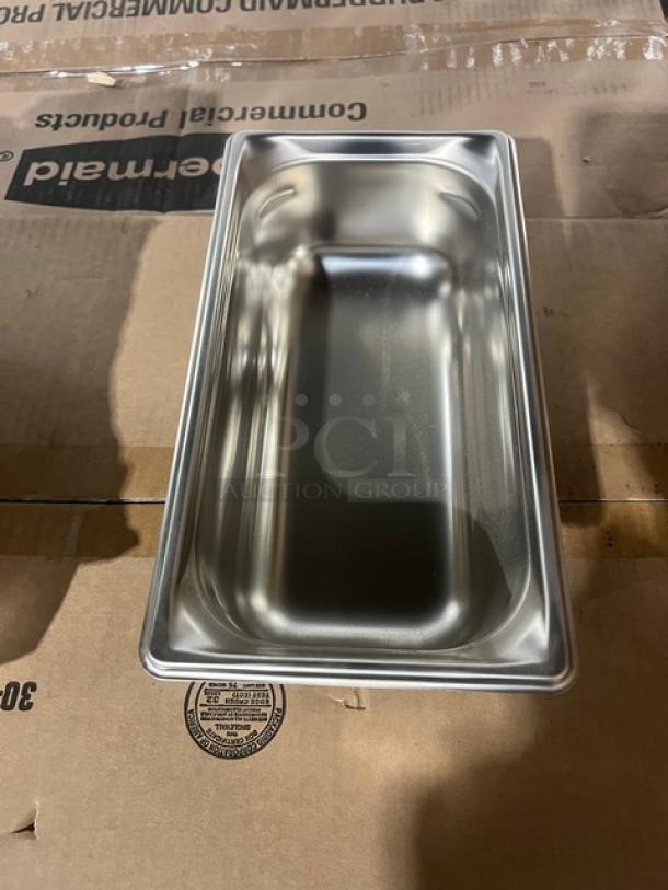 Vollrath Super Pan 3 Series stainless steel 1/3-size 4" deep hotel pan, model 90342, brand new and anti-jam.