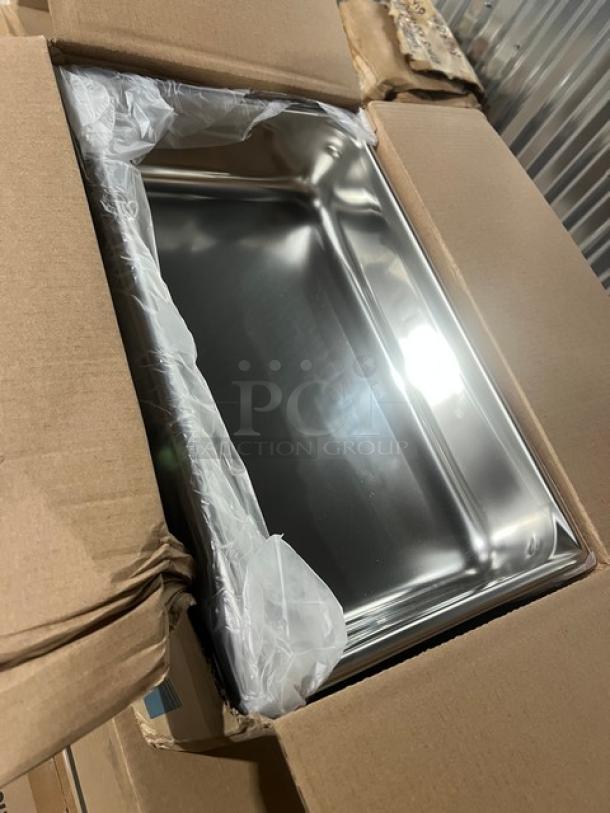 Brand new Vollrath Super Pan V Series full-size 4" deep stainless steel pan, model 30042. Anti-jam design, pristine condition.