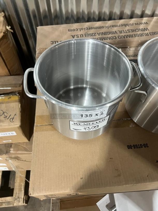 BRAND NEW Vollrath Wear-Ever 12 Qt. Aluminum Stock Pot, Model 4303, commercial-grade, classic rolled edge, handles.