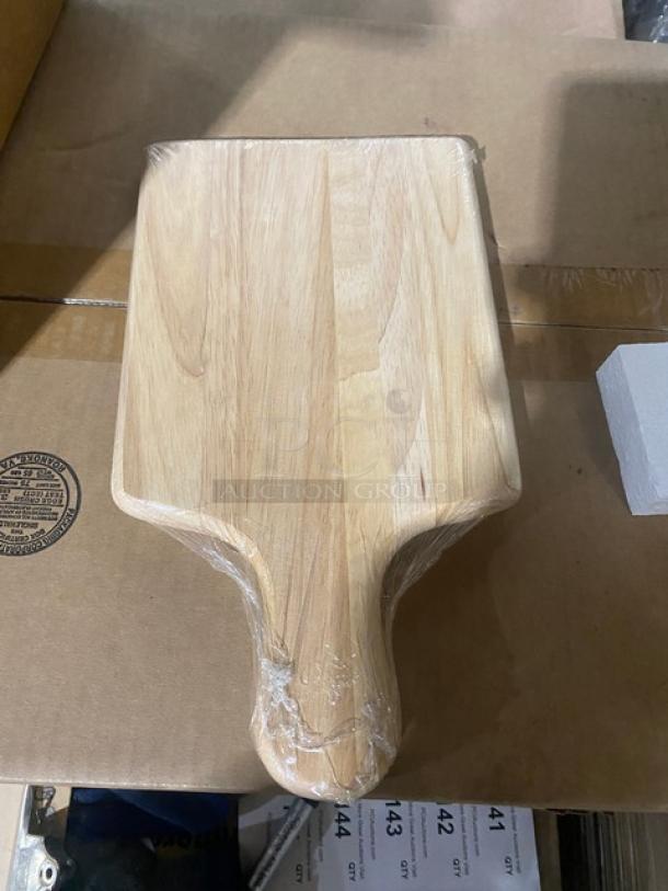 Brand new TableCraft 79 wooden bread/charcuterie board, 13.5"x7.5". Natural finish, handheld design, in original wrap.