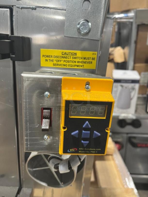 NEW Captive-Aire SIF11DDSS electric exhaust fan, stainless steel, 11.75" wheel, speed control, 2022 model, SN: 5321754.