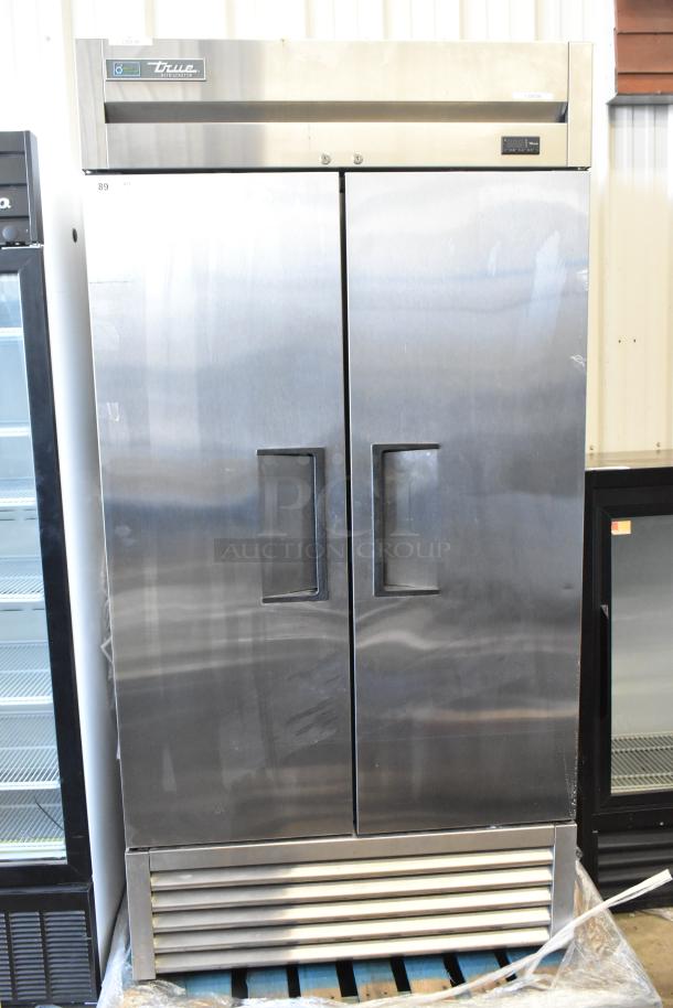 2021 True T-35-HC Commercial 2 Door Reach-In Cooler, stainless steel, 115 volts, 1 phase, in good condition.