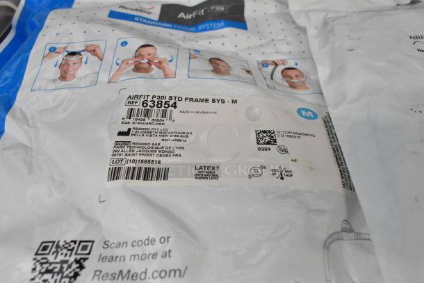 AirFit P30I Std Frame System M package, Ref 63854. New, with manufacturer details, barcode, and QR code visible.