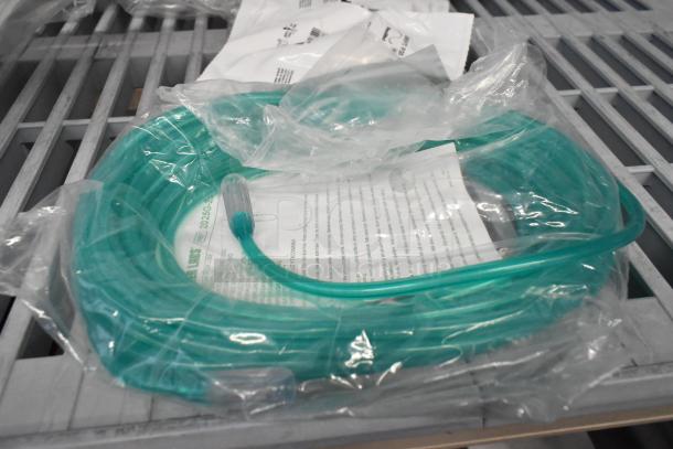 16 medical supplies including Humidair11, Climatelineair, Airfit P30I, and Airfit 30I Headgear, in sealed packaging.
