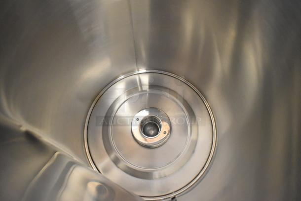 Brand new Galaxy 177GCU100 stainless steel coffee urn interior, 100 cup capacity. Single wall, 120 volts, 1 phase.