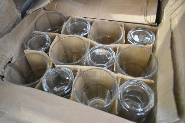 Box of Acopa Memphis 9.5 oz. Highball Glasses, new condition with slight packaging damage. Model 55351309H.