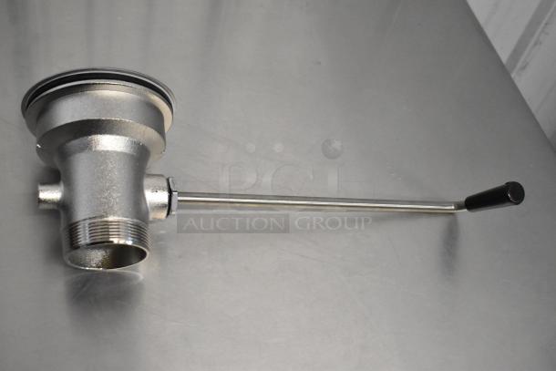 Brand new Regency 600DT1 twist handle waste valve, 3 1/2" sink opening, stainless steel, minor scratches.
