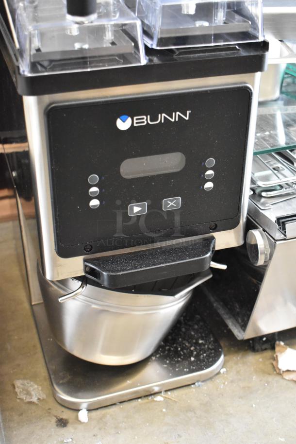 Brand new Bunn MHG 35600.0020 stainless steel coffee grinder. Features removable hoppers, scratch and dent model.