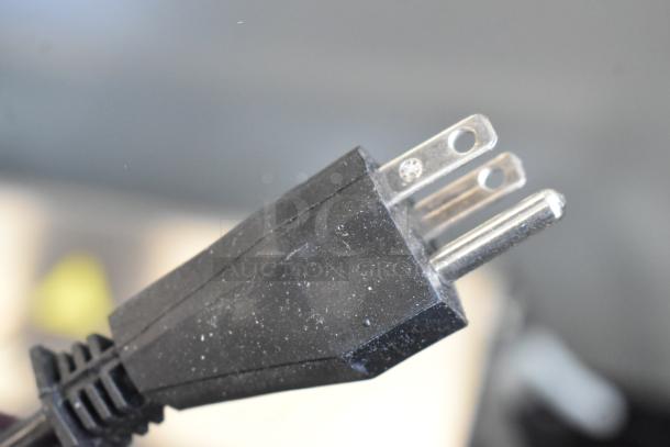 Power plug of Scotsman UC0918GAX-1A undercounter ice machine. Features a 115-volt, 1-phase connection. Appears brand new.
