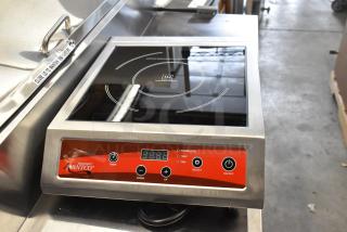 Brand new Avantco 177IC3500 countertop induction cooker, 208-240V, 1 phase. Features digital controls. Scratch and dent condition.