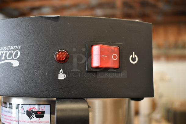 BRAND NEW Avantco 177C15 Pourover Airpot Coffee Brewer, scratch and dent condition, 120V, visible power switch and hot indicator.