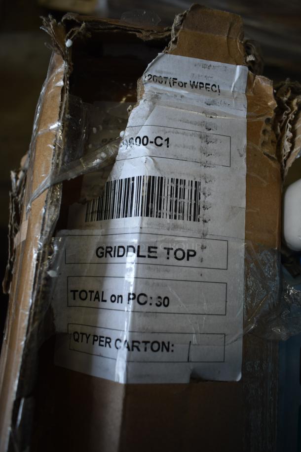 BRAND NEW SCRATCH AND DENT G703-9600-C1 Griddle Top in original packaging, visible label indicates model and quantity details.