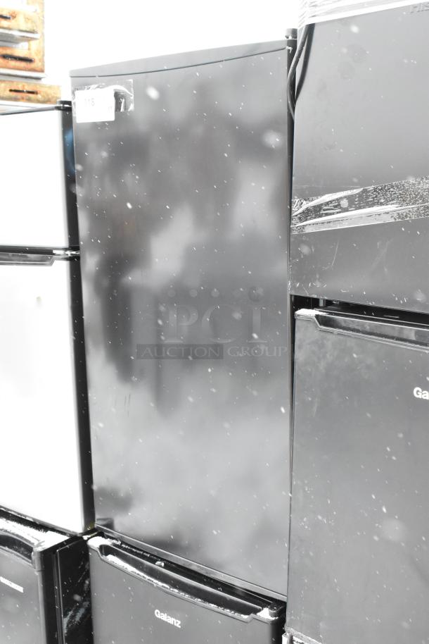 Nine Galanz mini coolers including models GLR33MBKE23 and GLR31TS1E02. Conditions vary. 120 Volts, 1 Phase.