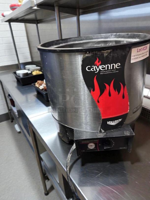 Vollrath Cayenne HS-7 food warmer, premium condition, 120V, stainless steel, UL & NSF listed, fully tested and operational.