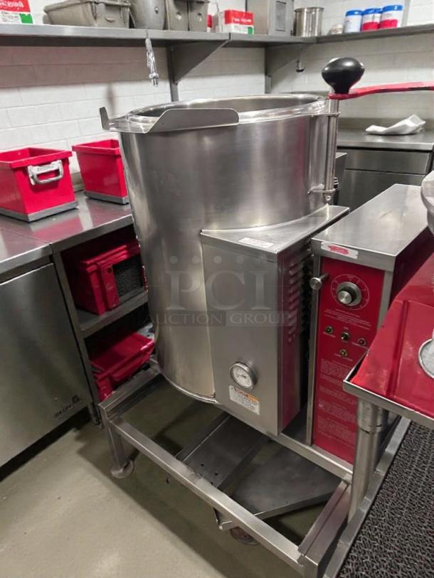 Like-new Cleveland Range 24GMK6200 gas steam kettle, stainless steel, NSF & CSA certified, fully operational, commercial use.