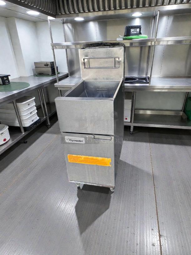 Frymaster ESG35T natural gas fryer, 40 lb capacity, excellent condition, NSF & ETL listed, stainless steel, fully operational.