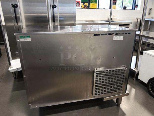 Premium condition Multiplex S-180-04 undercounter ice and beverage dispenser by Manitowoc, fully operational, UL listed.