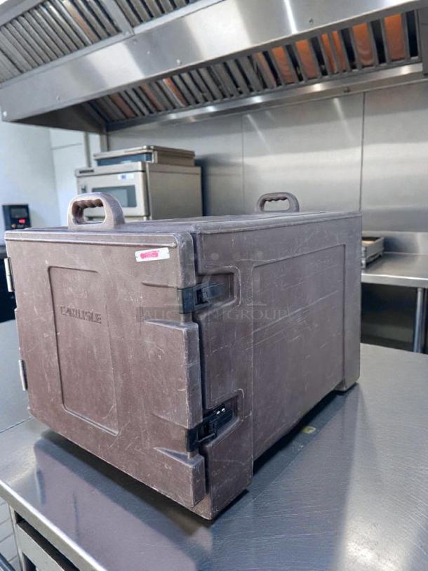 Carlisle Insulated Food Transport Carrier, premium condition, NSF certified, model CAR-S-FHC-0418, fully operational.