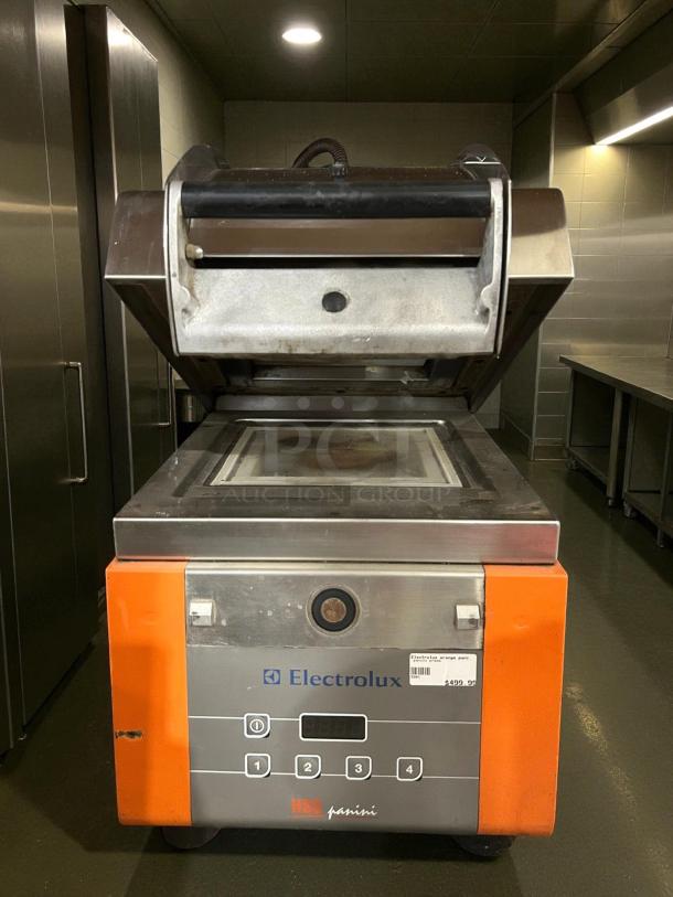 Electrolux Professional HSPPME high-speed infrared panini grill, 208V, ETL & NSF listed, fully tested, premium condition.