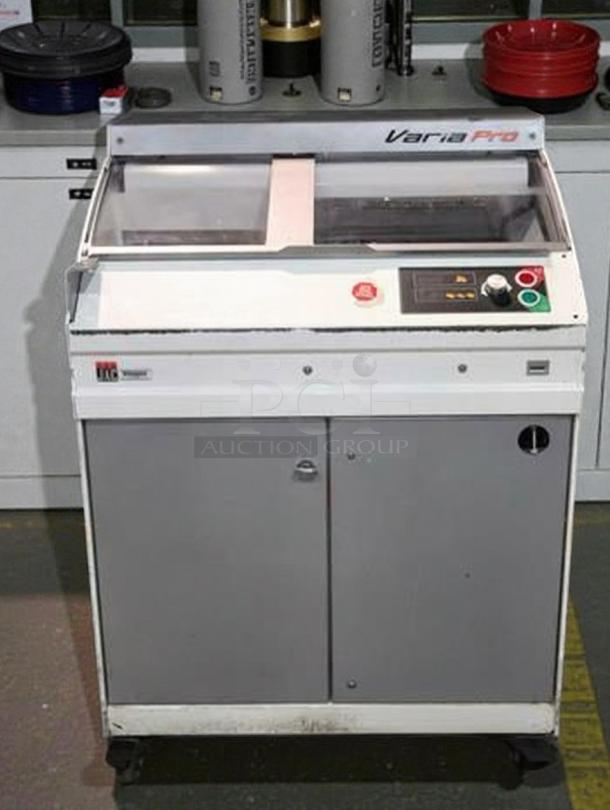 Brand new JAC VARIA 800 automatic bread slicer from JAC Liège, Belgium, with minor scratches, model JAC-L-Slicer-0053.