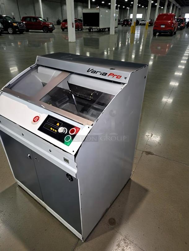 Brand new JAC VARIA 800 automatic bread slicer, scratch & dent, Liège, Belgium. Features control panel, Varia Pro branding.