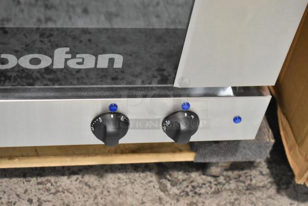 BRAND NEW SCRATCH AND DENT 2024 Moffat Turbofan E23M3 counter convection oven. 208 Volts, 1 Phase. Knobs and logo shown.