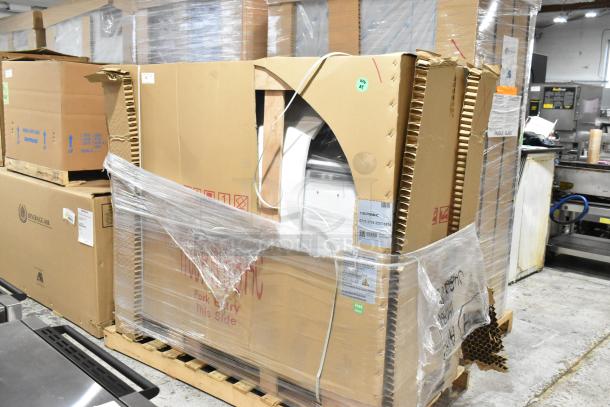 Brand new Avantco 178CPW68HC ice cream cabinet in box, slight scratches. 12 tubs, 115V, 1-phase.