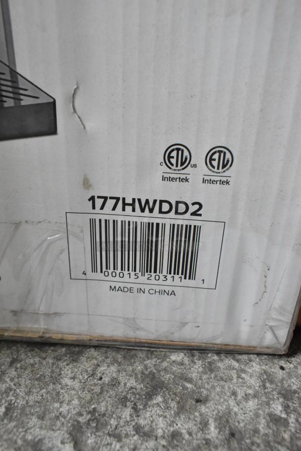 Box for Avantco 177HWDD2 2 Gallon Hot Water Dispenser, scratch and dent condition, barcode, and ETL markings visible.