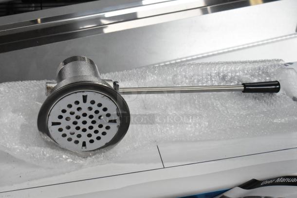 Brand new Regency 600DL1 lever handle waste valve, 3.5" sink opening. Slight scratches visible.