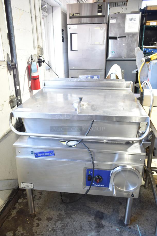 Cleveland commercial floor braising pan, stainless steel, adjustable thermostat, branded panel, good condition.