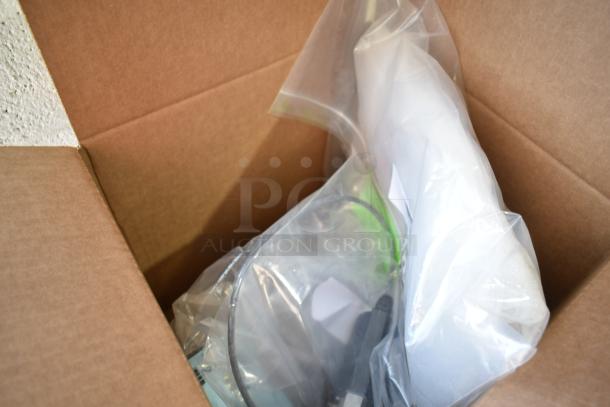 Box with Berkel blade, point switch, ignition control, sealed in plastic. New scratch and dent condition.