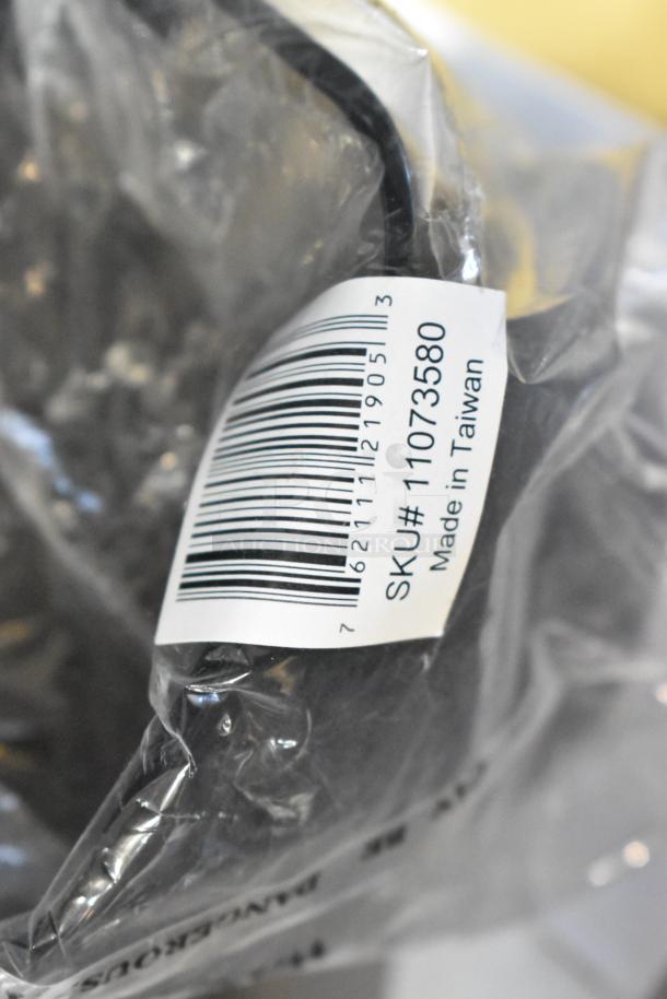 8 brand new scratch and dent items, including 11094904 jam jars and reusable craft cups. SKU# 11073580, Made in Taiwan.