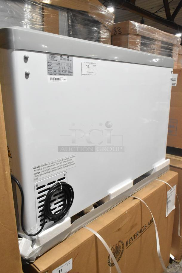 BRAND NEW SCRATCH AND DENT! Excellence 215VB5LHC commercial freezer, 12.9 cu. ft., curved lid, label visible, 115V.