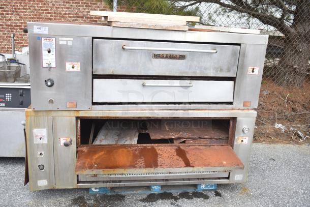 Attias 2 JS 6-18 commercial gas pizza oven, 200,000 BTU, single deck, visible rust and wear, stainless steel exterior.