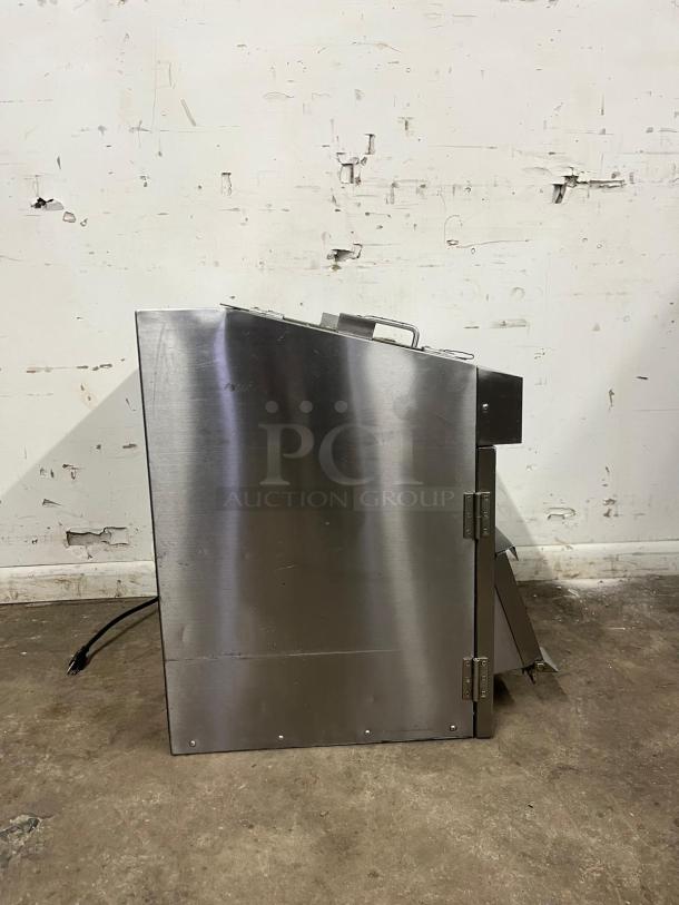 Benchmark USA 51026 Tortilla Chip Warmer, 26-gallon, stainless steel, used condition, 120V, 780W, side view.