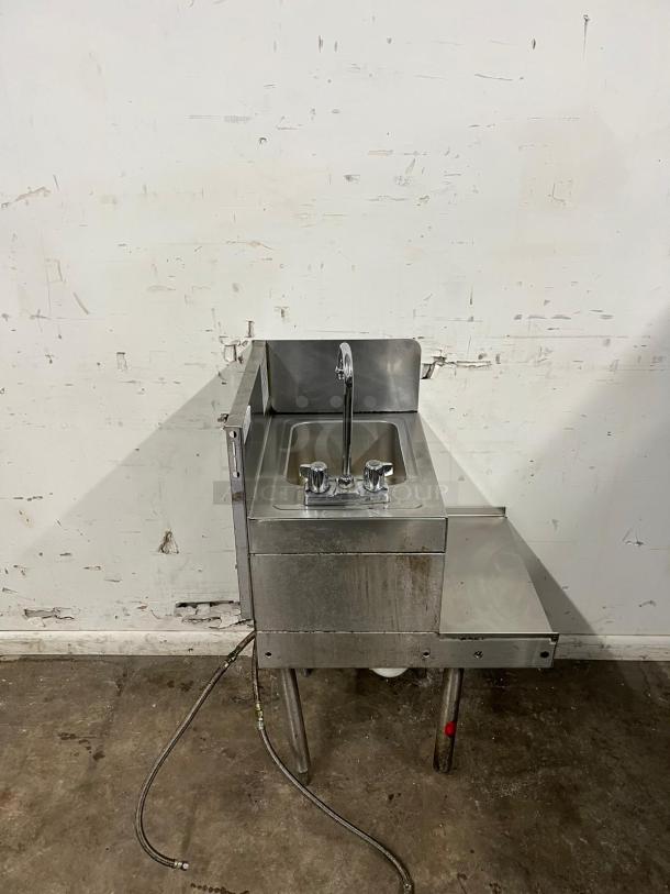 Glastender BSA-18L stainless steel underbar blender station, 18"W x 24"D, features faucet and sink, in used condition.