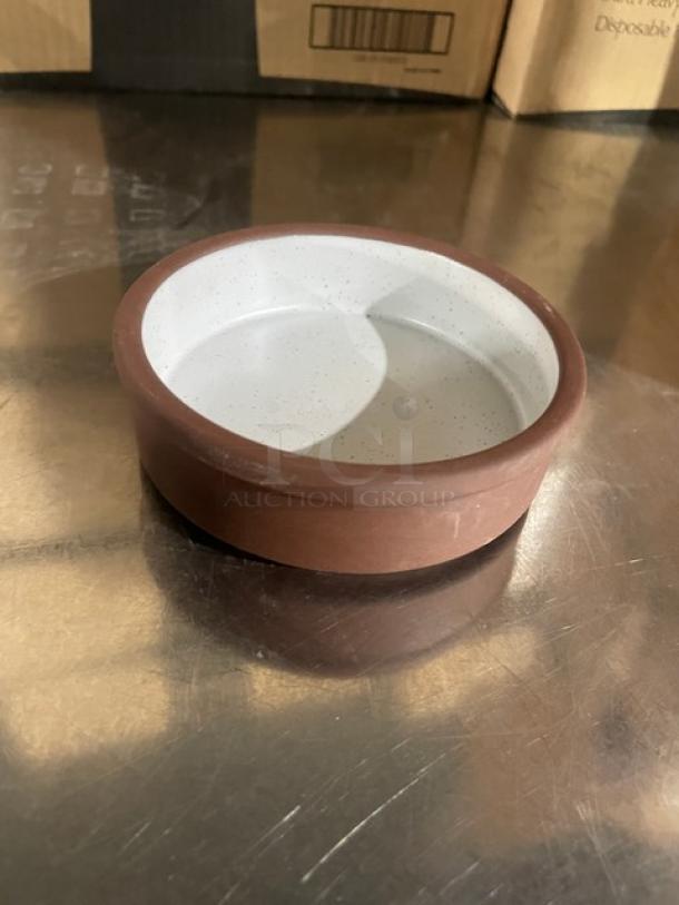 Steelite International Maham Spice Sea Salt Stoneware stacking tray, 4" round, 1-1/8" deep, 4 oz, new condition. Model 6212RT012.