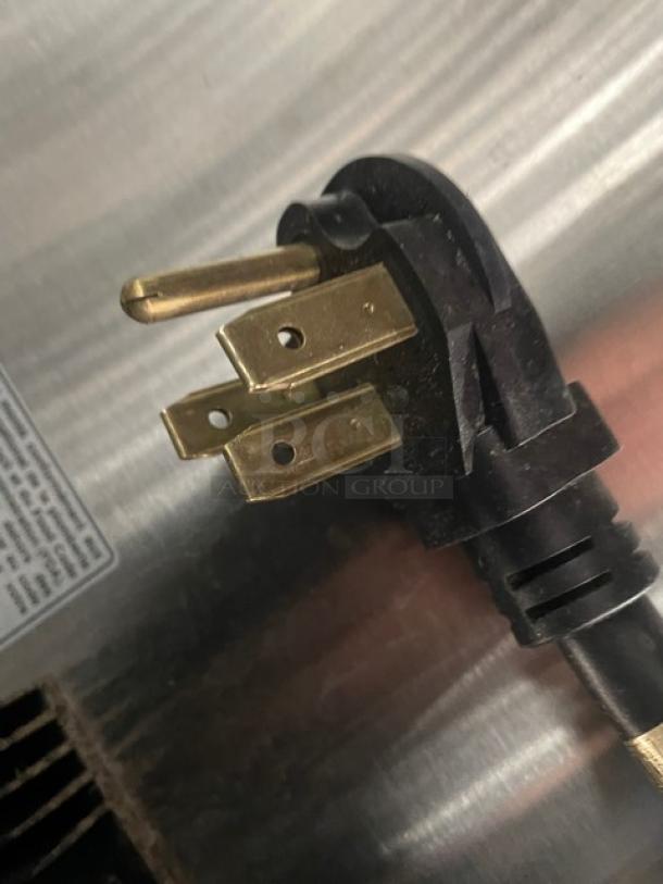 Bunn DUALSHDBC commercial coffee brewer plug, 120/208V, 1 phase, stainless steel countertop model.