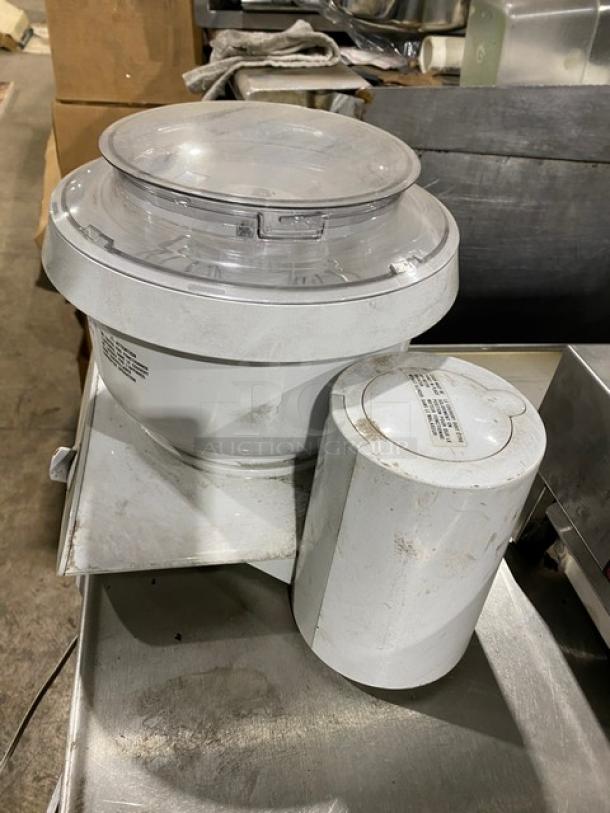 Bosch Universal Plus Mixer, Model MUM6N10UC/03, white, electric, with food processor attachment. Used condition.