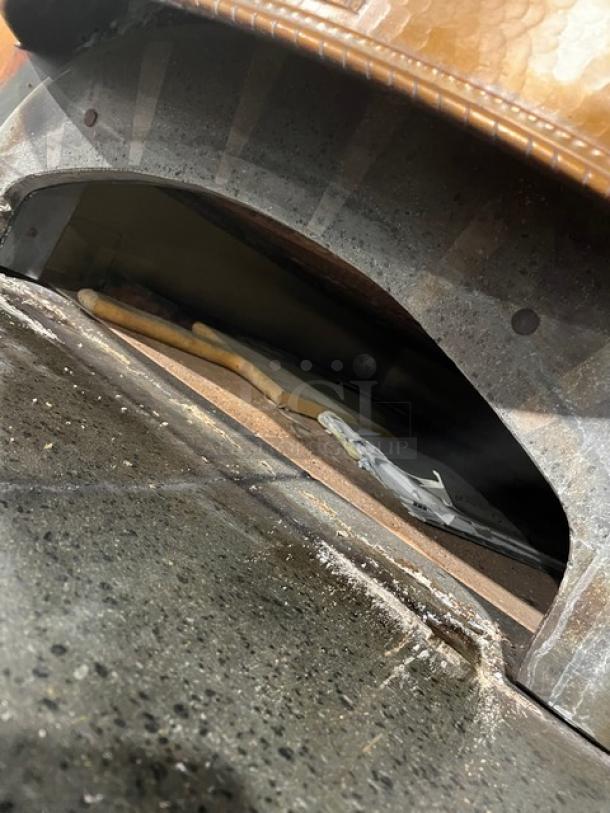 Izzo Forni red electric dome-style Napoletano pizza oven, commercial grade, includes wooden pizza paddle, excellent condition.