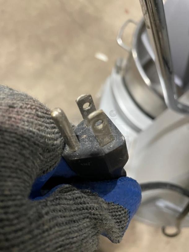 Hobart Legacy 20 Qt. Mixer HL200-1STD, with power plug detail. Includes stainless steel bowl guard and mixing bowl. 100-120V, 1 phase.