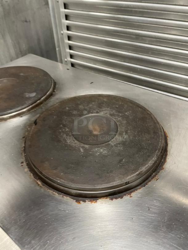 Wells H70 commercial stainless steel 2-burner hotplate with individual controls, used condition, model H70.