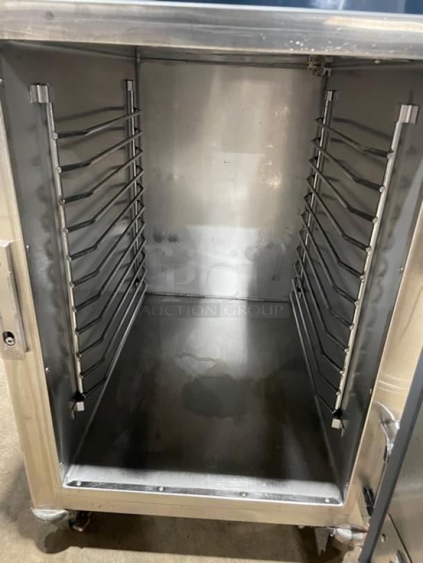 Alto-Shaam 500S Halo Heat 6-pan stainless steel holding cabinet, 2019 model, universal pan rack, electric, casters, clean interior.