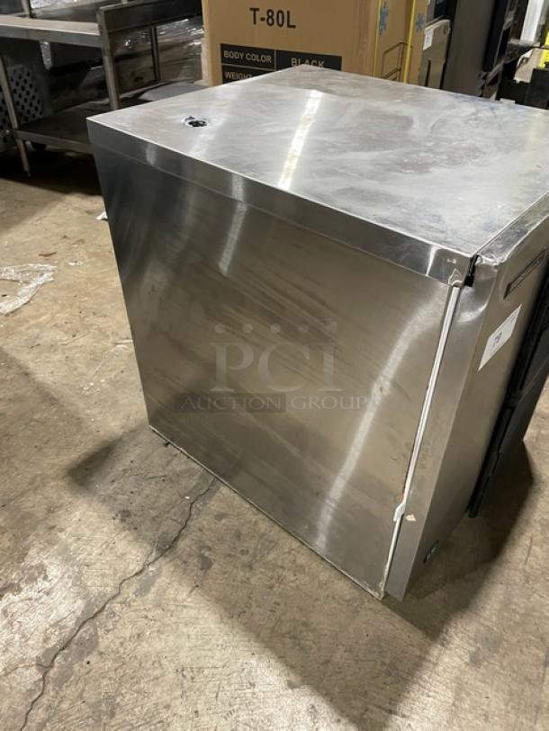 Hoshizaki KM-660MAJ Commercial Ice Maker, stainless steel, air-cooled, crescent cube style, 115V, used condition.